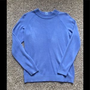 Women’s blue sweater M